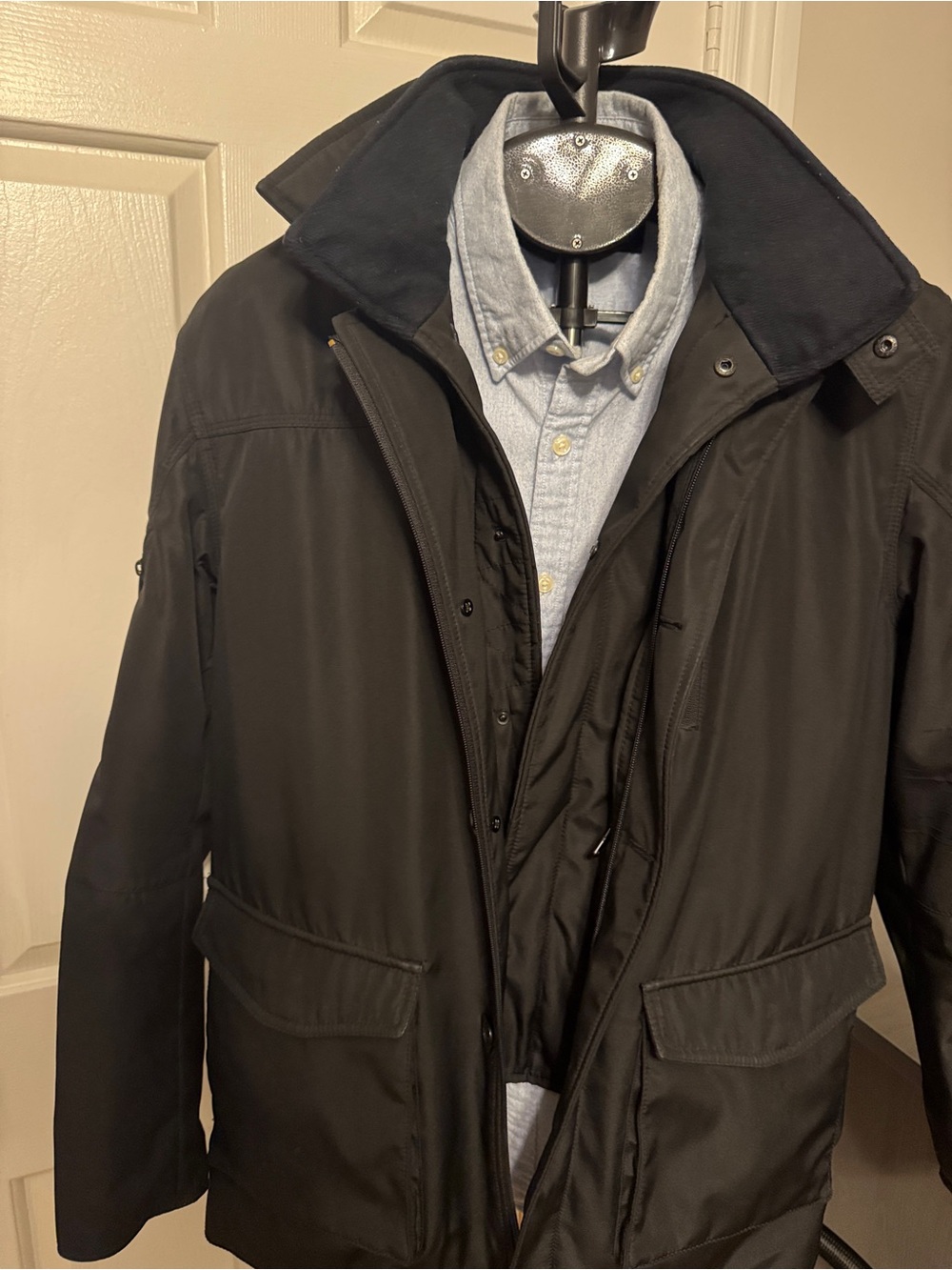 Tumi Men's Black Trench Coat with Button Front Jacket Only warm and Comfortable